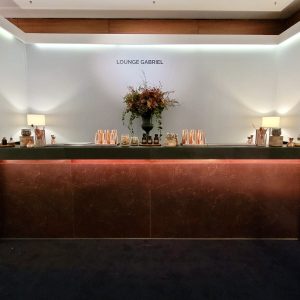 Casarent: Lounge bar copper / m
